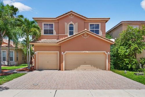 2215 Portofino Ave, HOMESTEAD, FL, 33033 | Card Image