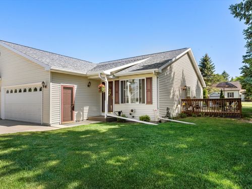 801 Mockingbird Ln, Plymouth, WI, 53073 | Card Image