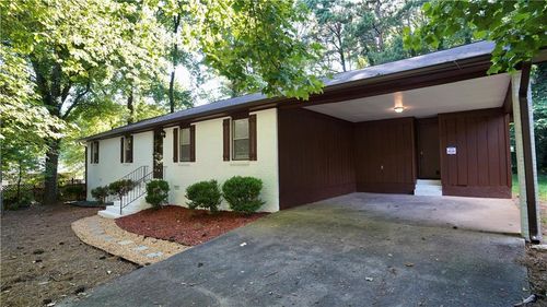 5521 E Wind Dr Sw, Lilburn, GA, 30047-6409 | Card Image