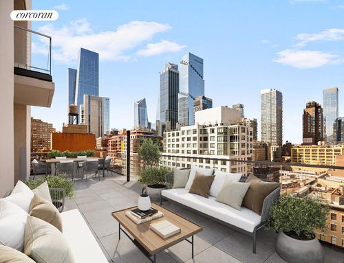 ph-355 W 39th St, New York, NY, 10018-1414 | Card Image