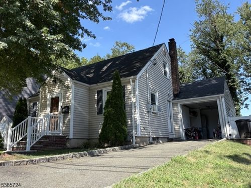631 Golf Ter, Union, NJ, 07083-7314 | Card Image