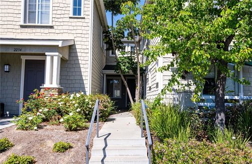 2230 Andrews Dr, Fullerton, CA, 92833-5632 | Card Image