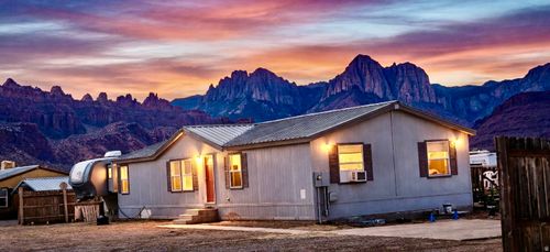 196 Rio Grande Dr, Moab, UT, 84532-6105 | Card Image