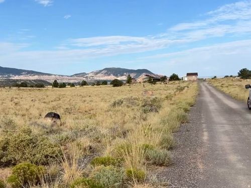 829 E 200 N, Torrey, UT, 84775 | Card Image