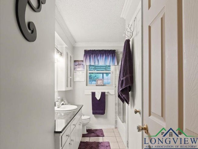 1009 Sequoyah Ln, House other with 3 bedrooms, 2 bathrooms and null parking in Longview TX | Image 12