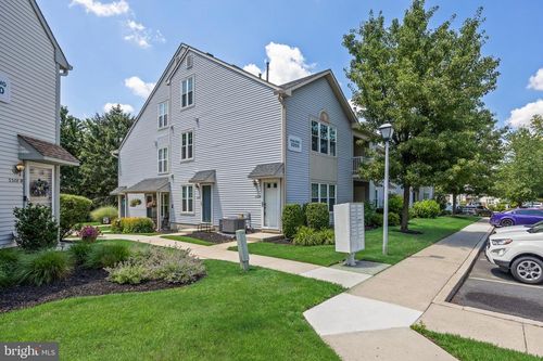 3202 Ramsbury Ct, MOUNT LAUREL, NJ, 08054-2626 | Card Image