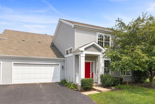 401 Cascade Ln, Oswego, IL, 60543-7304 | Card Image