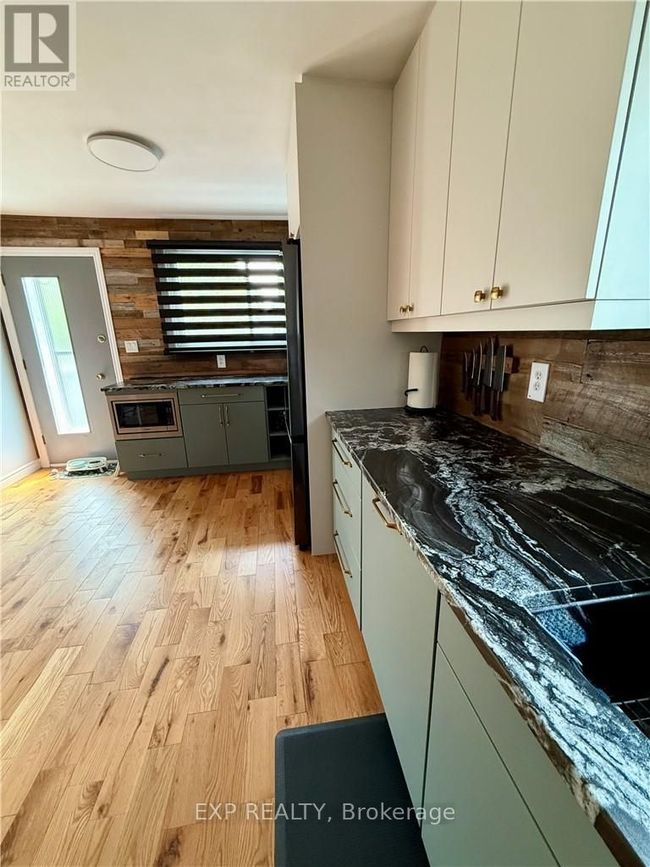 3135 Louis St, House other with 4 bedrooms, 2 bathrooms and 4 parking in Val Caron ON | Image 4