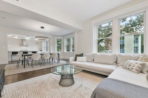 apt-3-70 Marshal St, Brookline, MA, 02446-5470 | Card Image