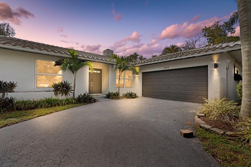 1833 Nw 104th Ave, Coral Springs, FL, 33071-5865 | Card Image