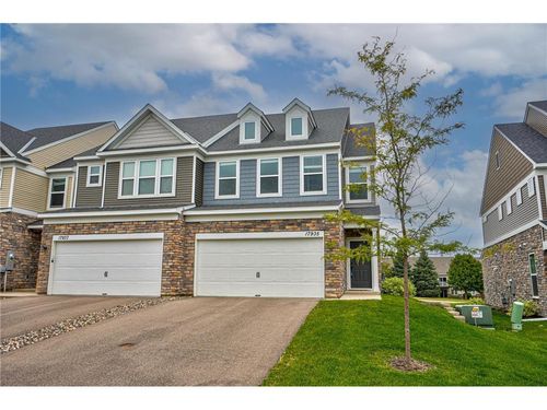 17935 Giants Way, Lakeville, MN, 55044-5202 | Card Image