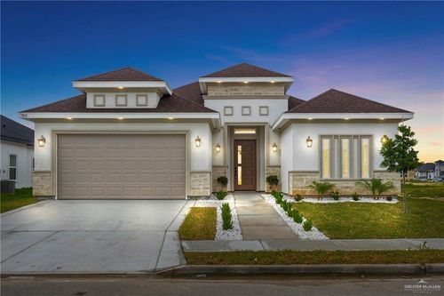 905 41st St, San Juan, TX, 78589-2285 | Card Image