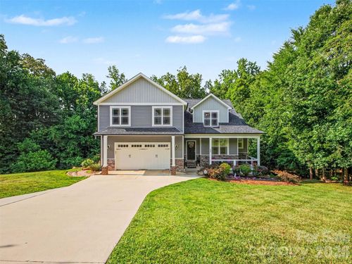 155 Wood Acre Dr, Mooresville, NC, 28115-5751 | Card Image