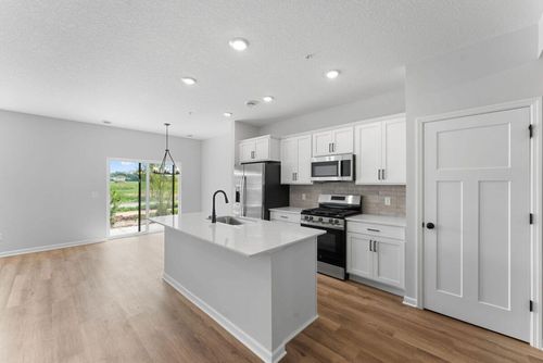 679 Tulare Terrace, Newport, MN, 55055 | Card Image