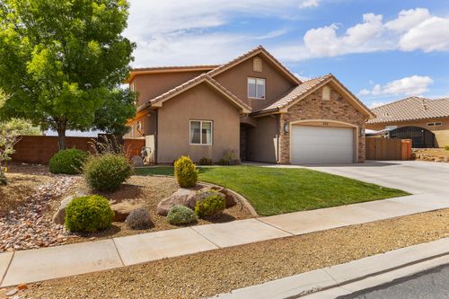 225 Falcon Ct, Ivins, UT, 84738 | Card Image