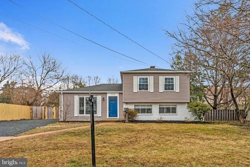 704 Alabama Dr, HERNDON, VA, 20170-5404 | Card Image