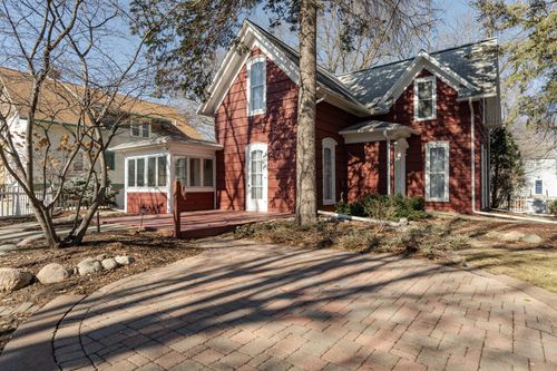 816 1st St Nw, Rochester, MN, 55901-6227 | Card Image