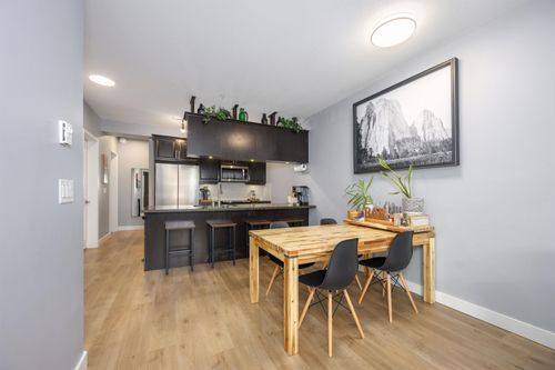 115-11887 Burnett St, Maple Ridge, BC, V2X6P6 | Card Image