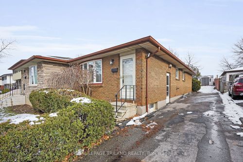 352 Base Line Rd W, London, ON, N6J1W1 | Card Image