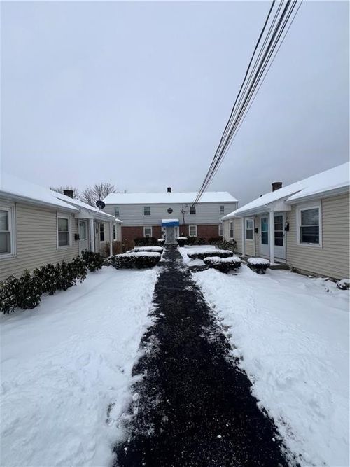 c-65 Johnson St, Pawtucket, RI, 02860-4488 | Card Image