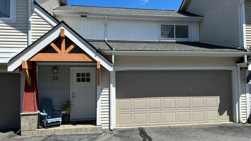 1821 Willow Cres, Squamish, BC, V8B0L9 | Card Image