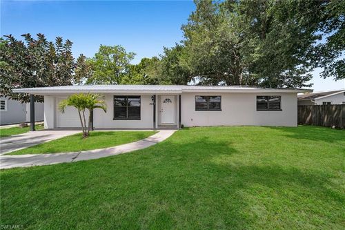2085 E Tobago Cir, FORT MYERS, FL, 33905-2135 | Card Image