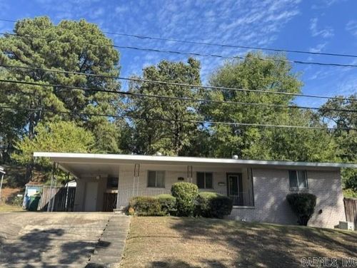 737 Skyline, North Little Rock, AR, 72116 | Card Image