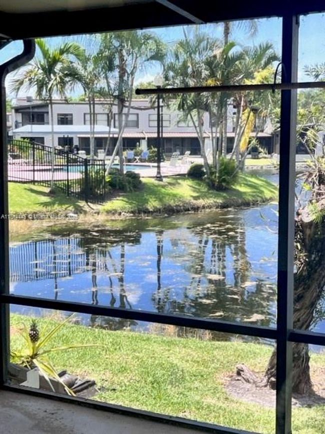 APT-511 - 958 Mockingbird Ln, Condo with 3 bedrooms, 3 bathrooms and null parking in Plantation FL | Image 26