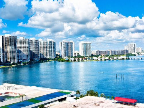 1510-250 174th St, Sunny Isles Beach, FL, 33160-3323 | Card Image