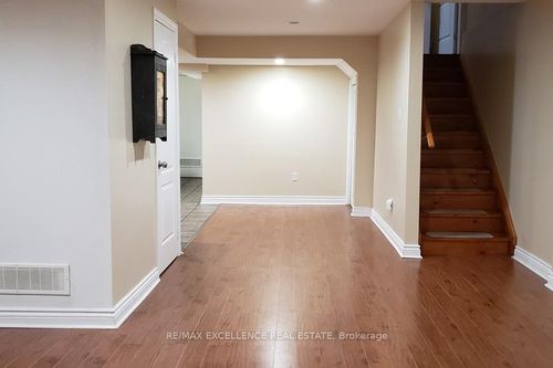 5553 Bonnie St, Mississauga, ON, L5M0N7 | Card Image