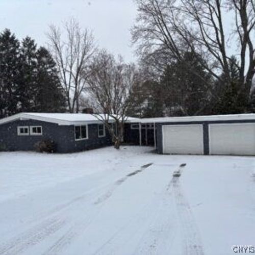 13 Farview Cir, Camillus, NY, 13031-1509 | Card Image