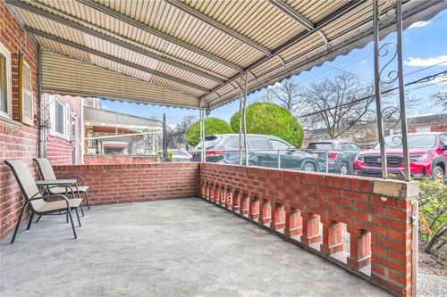 989 Schenck Ave, Brooklyn, NY, 11207-9108 | Card Image