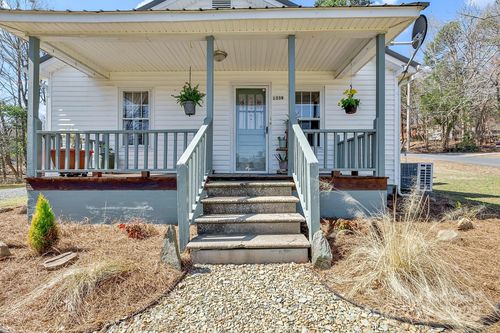 1339 Hill St, Albemarle, NC, 28001-9612 | Card Image