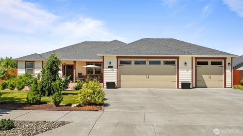 405 Diamond Gate Rd, Walla Walla, WA, 99362-5038 | Card Image