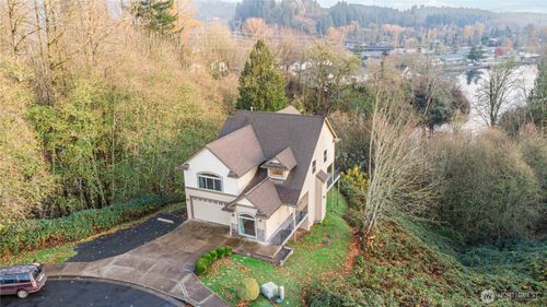 119 Peninsula Dr, Kelso, WA, 98626-1979 | Card Image