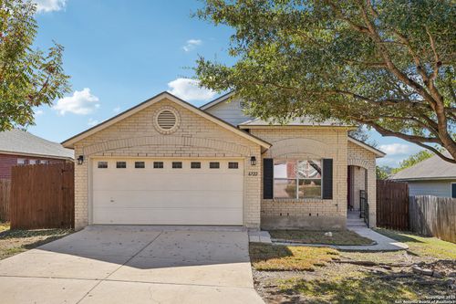 6722 Millrock Pass, Live Oak, TX, 78233-7232 | Card Image