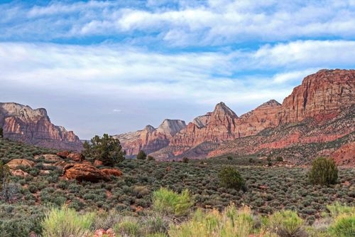 2613 Canyon Point Dr, Springdale, UT, 84767-7739 | Card Image