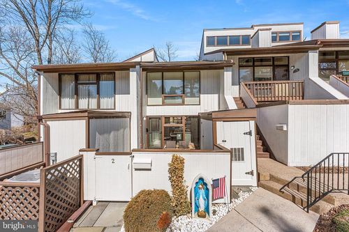 2 Smoke Rise, NEW HOPE, PA, 18938-1227 | Card Image