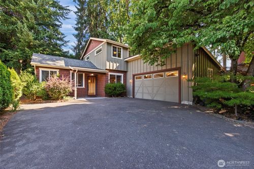 446 North St Se, Tumwater, WA, 98501-3435 | Card Image