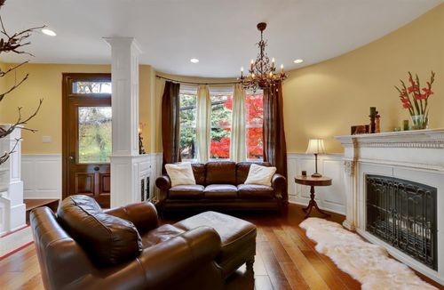 126 Boulder St, Nevada City, CA, 95959-2610 | Card Image