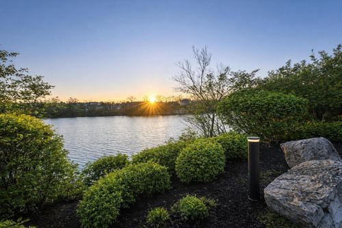 148-1370 Lake Shore Dr, Columbus, OH, 43204-4906 | Card Image