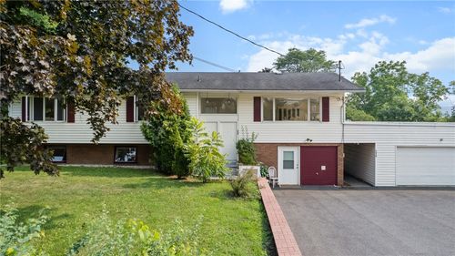 137 Honness Ln, Ithaca, NY, 14850-6253 | Card Image