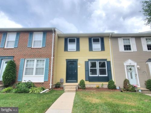 272 Michele Cir, Millersville, MD, 21108-1030 | Card Image