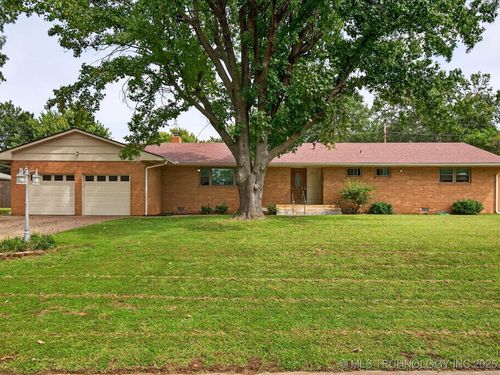 1412 Meadow Ln, Bartlesville, OK, 74006-5323 | Card Image