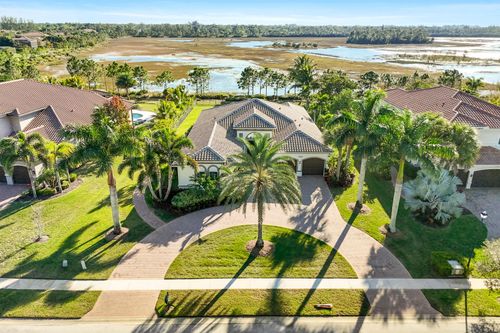 7755 Maywood Crest Dr, Palm Beach Gardens, FL, 33412-2476 | Card Image