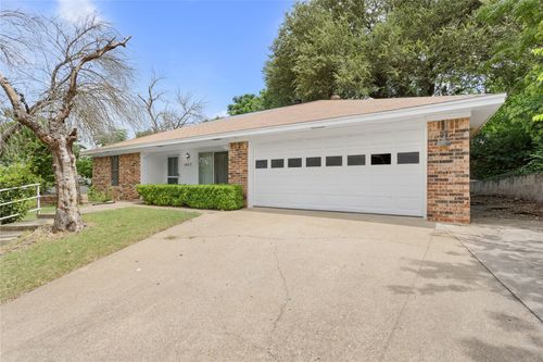 1017 Wedgewood Dr, Woodway, TX, 76712-3722 | Card Image