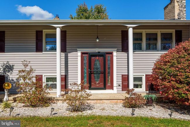 5134 Pine View Dr, House other with 4 bedrooms, 2 bathrooms and null parking in GLEN ROCK PA | Image 5