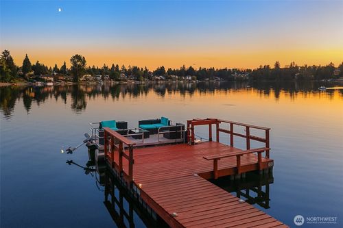 3757 S 194th St, SeaTac, WA, 98188-5360 | Card Image