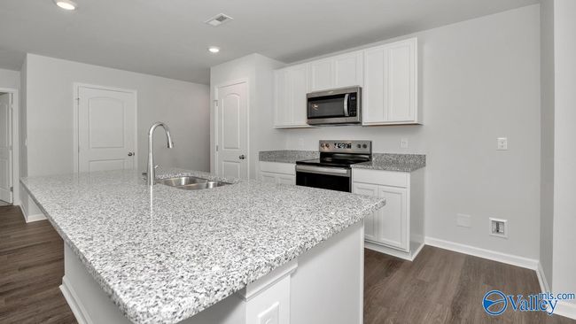 127 Trestle Point Dr, House other with 4 bedrooms, 2 bathrooms and null parking in Harvest AL | Image 8