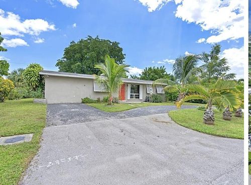 4020 Ne 18th Ave, Pompano Beach, FL, 33064-6013 | Card Image